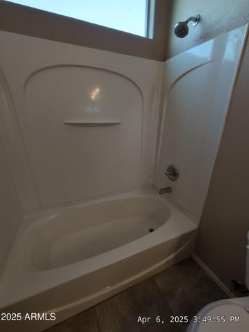 39203 N CAROLINA Avenue, San Tan Valley, AZ 85140