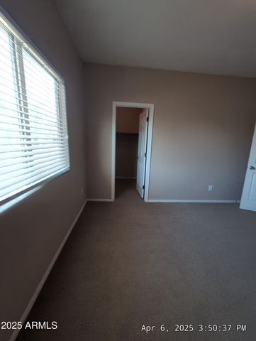 39203 N CAROLINA Avenue, San Tan Valley, AZ 85140
