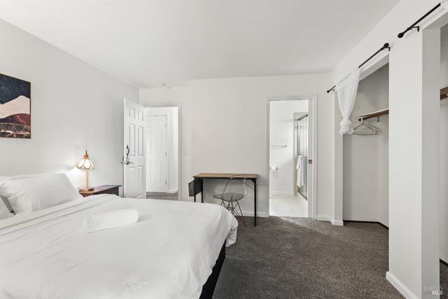 5232 Badger Rd, Santa Rosa, CA 95409