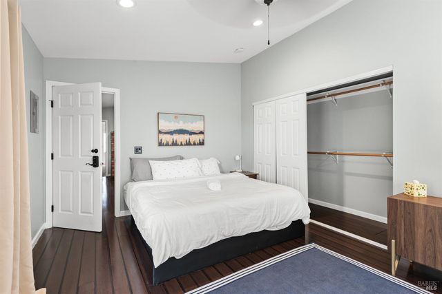 5232 Badger Rd, Santa Rosa, CA 95409