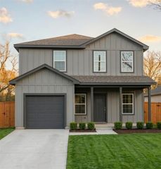 320 S Texas St, Texas City, TX 77591