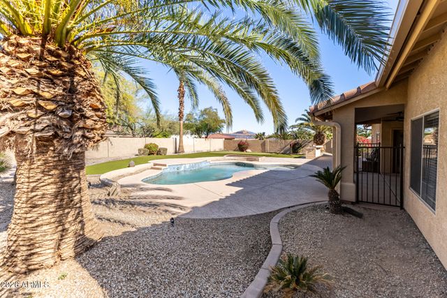 13616 W READE Avenue, Litchfield Park, AZ 85340