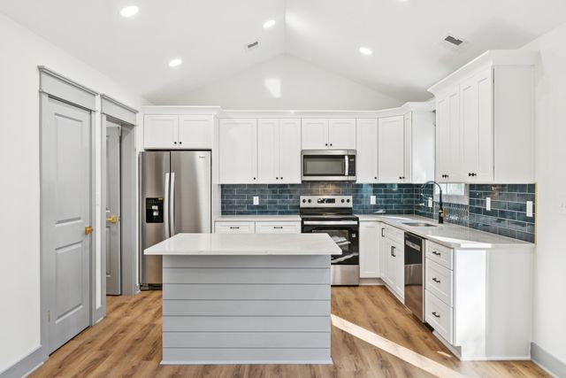 1011 Golf Course Parkway, Moncks Corner, SC 29461