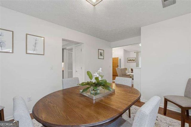 10445 Summer Creek Drive, Alpharetta, GA 30022