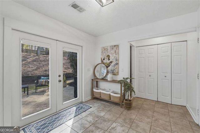 10445 Summer Creek Drive, Alpharetta, GA 30022