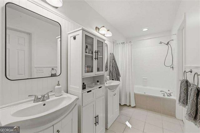 10445 Summer Creek Drive, Alpharetta, GA 30022