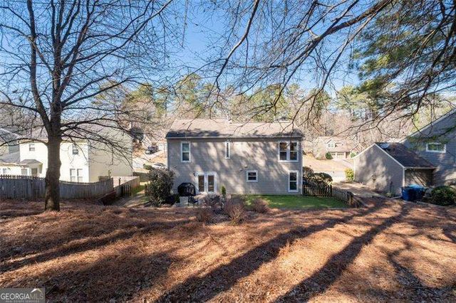 10445 Summer Creek Drive, Alpharetta, GA 30022