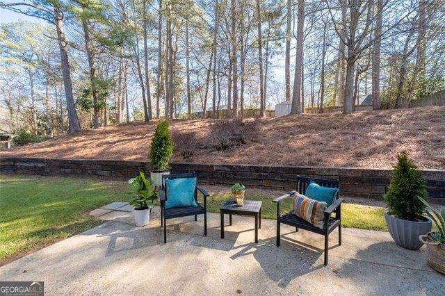 10445 Summer Creek Drive, Alpharetta, GA 30022