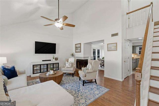 10445 Summer Creek Drive, Alpharetta, GA 30022