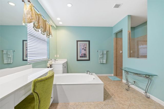 7665 Mesetta Way, Vero Beach, FL 32967