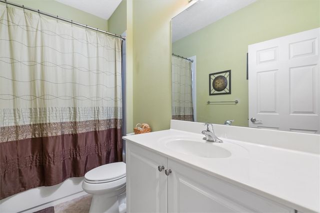 7665 Mesetta Way, Vero Beach, FL 32967