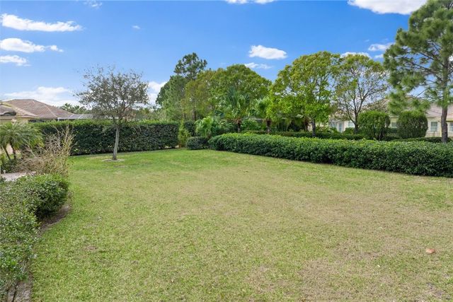 7665 Mesetta Way, Vero Beach, FL 32967