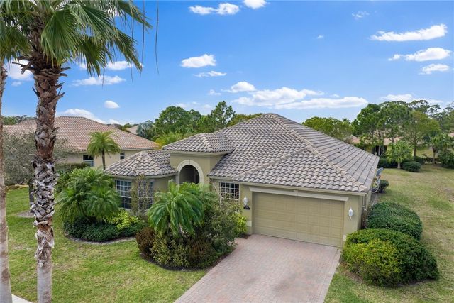 7665 Mesetta Way, Vero Beach, FL 32967