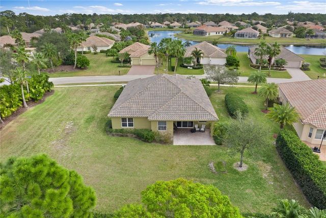 7665 Mesetta Way, Vero Beach, FL 32967