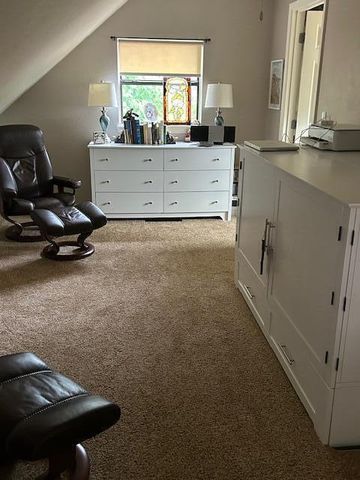 142 Natures Way, Hollister, MO 65672