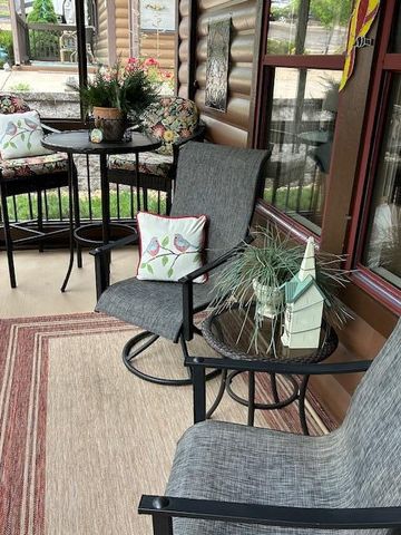 142 Natures Way, Hollister, MO 65672