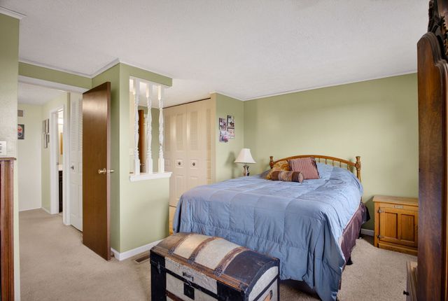 400 Redrome Circle E, Bridgeville, PA 15017