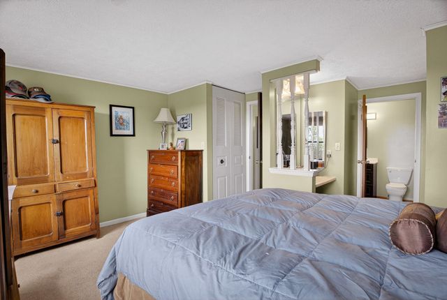 400 Redrome Circle E, Bridgeville, PA 15017