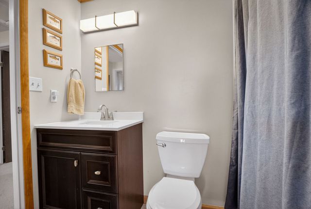 400 Redrome Circle E, Bridgeville, PA 15017