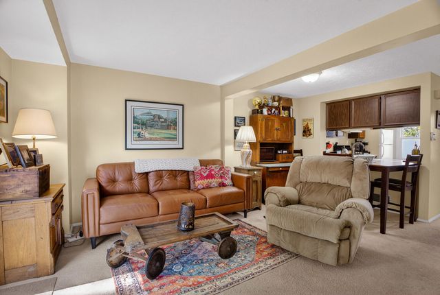 400 Redrome Circle E, Bridgeville, PA 15017