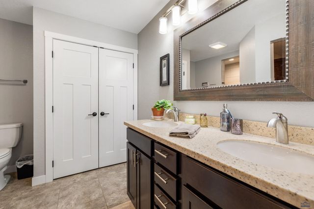 4355 VINECLIFF DR, Rapid City, SD 57703
