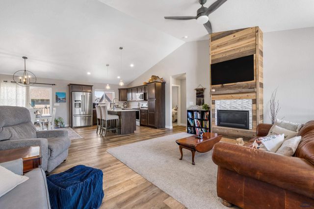 4355 VINECLIFF DR, Rapid City, SD 57703