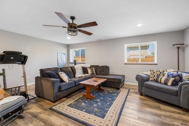 4355 VINECLIFF DR, Rapid City, SD 57703