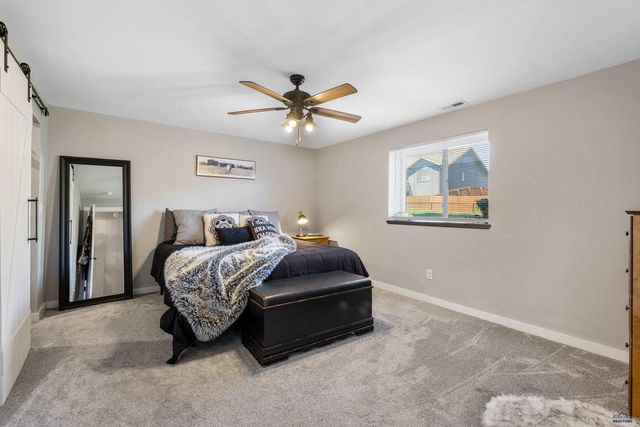 4355 VINECLIFF DR, Rapid City, SD 57703
