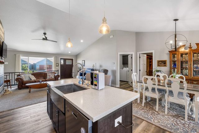4355 VINECLIFF DR, Rapid City, SD 57703