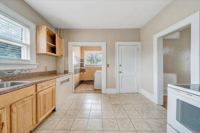 1002 Howbert AVE SW, Roanoke, VA 24015
