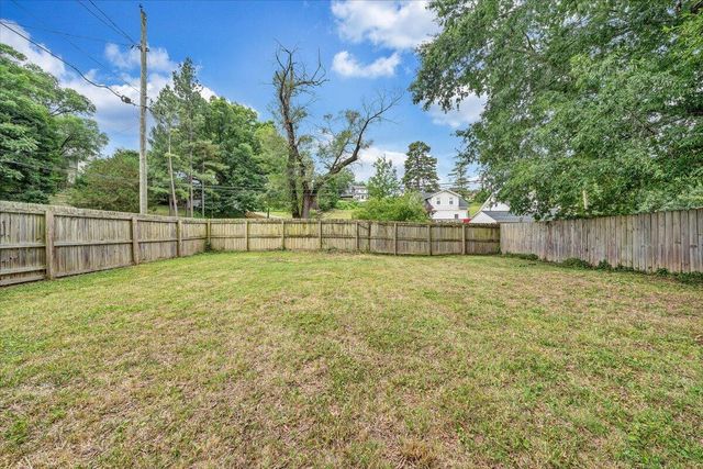 1002 Howbert AVE SW, Roanoke, VA 24015