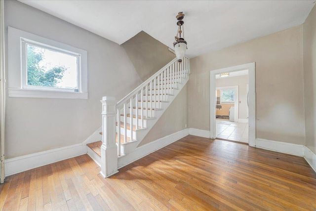 1002 Howbert AVE SW, Roanoke, VA 24015