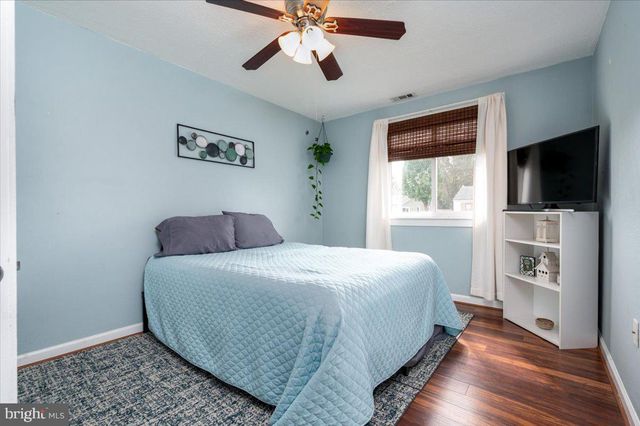 1402 ISTED RD, Glen Burnie, MD 21060