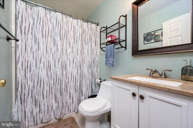 1402 ISTED RD, Glen Burnie, MD 21060
