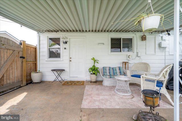 1402 ISTED RD, Glen Burnie, MD 21060