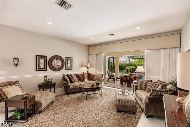 9811 Ensign CT, Fort Myers, FL 33919