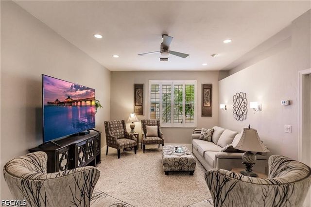 9811 Ensign CT, Fort Myers, FL 33919