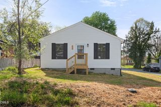 712 Richmond Avenue, Burlington, NC 27217
