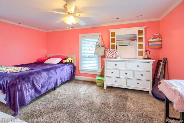 203 Sawyer Street, Grand Blanc, MI 48439