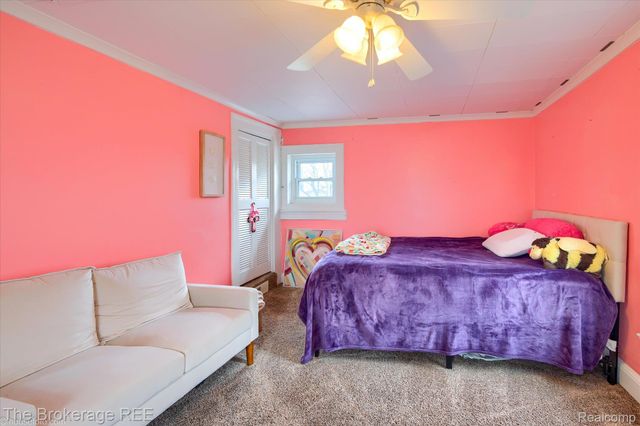 203 Sawyer Street, Grand Blanc, MI 48439
