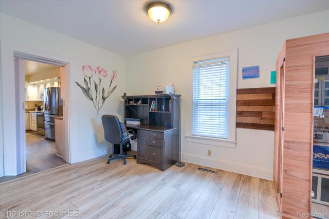 203 Sawyer Street, Grand Blanc, MI 48439
