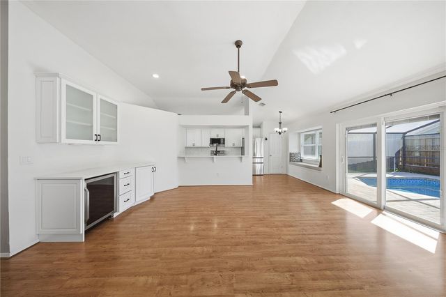 563 W SPRINGTREE WAY, Lake Mary, FL 32746