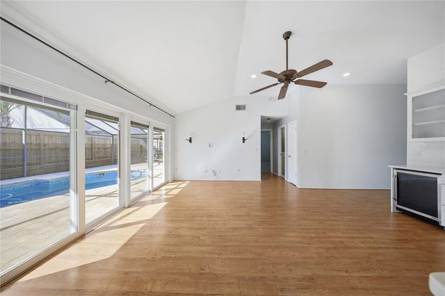 563 W SPRINGTREE WAY, Lake Mary, FL 32746