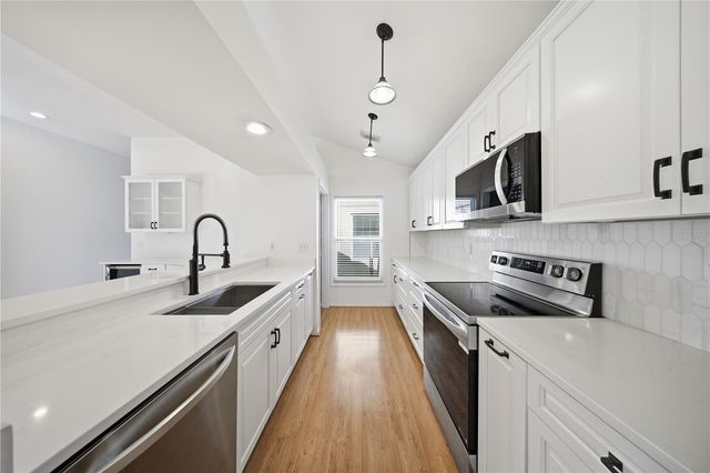 563 W SPRINGTREE WAY, Lake Mary, FL 32746