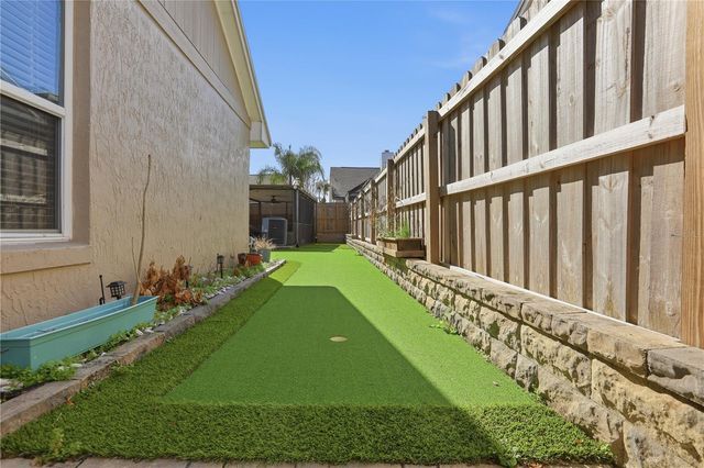 563 W SPRINGTREE WAY, Lake Mary, FL 32746