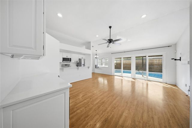 563 W SPRINGTREE WAY, Lake Mary, FL 32746