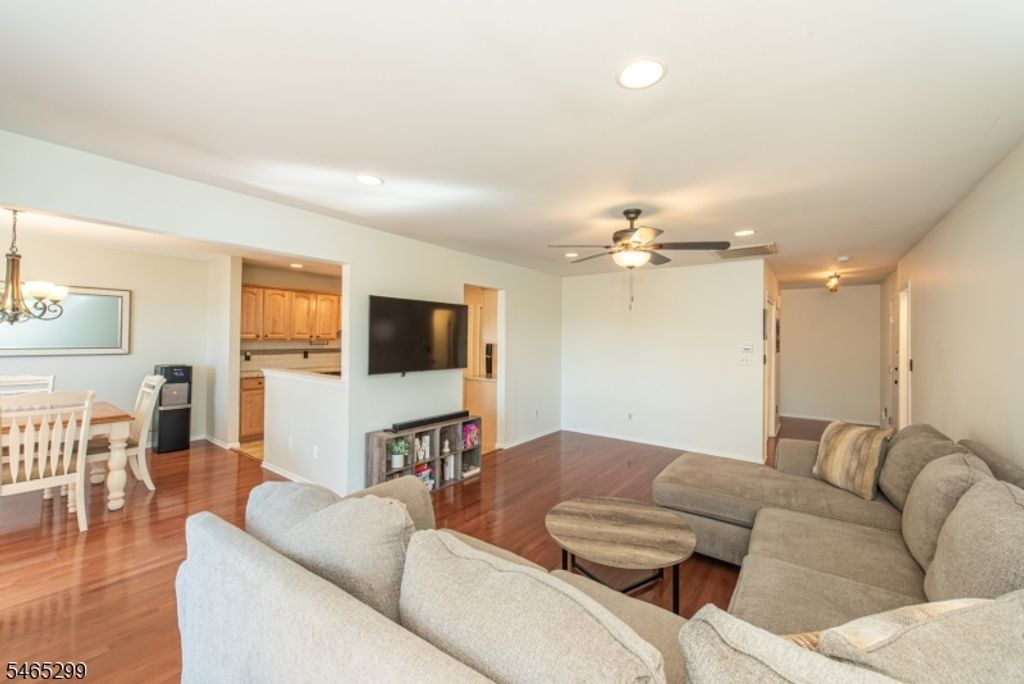 12 Frankie Ln 12, East Hanover Twp., NJ 07936 — photo 5
