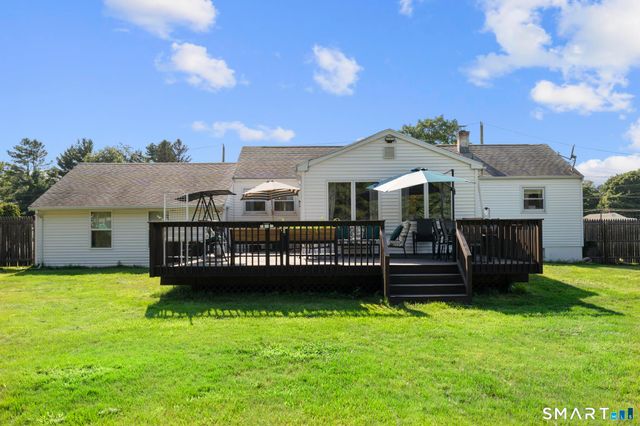 30 Pine River Road, North Haven, CT 06473