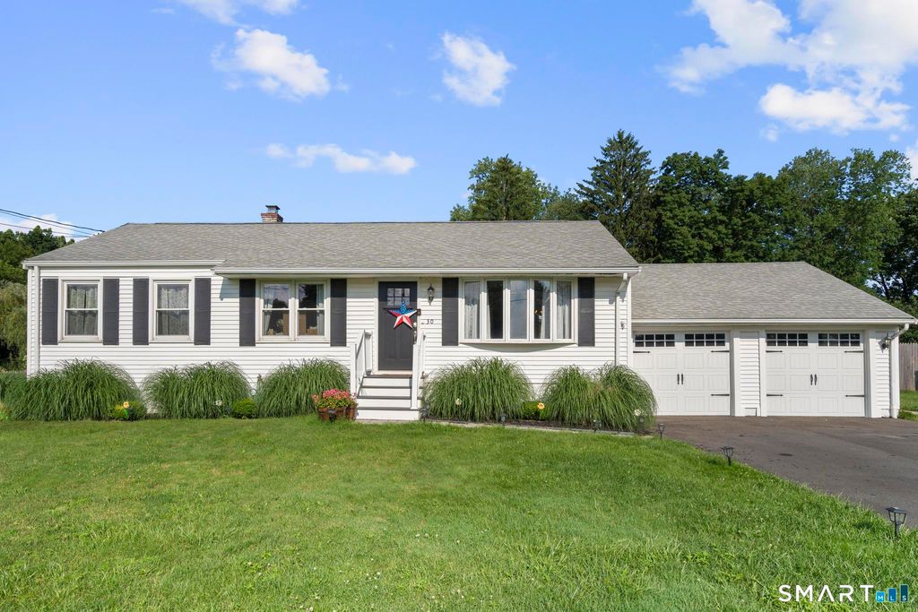 30 Pine River Road, North Haven, CT 06473
