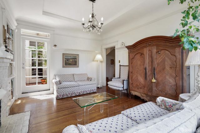 941 Lombard Street, San Francisco, CA 94133